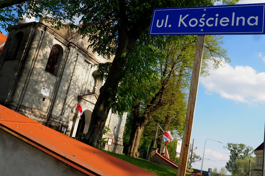 Kościół parafialny pw. św. Mikołaja w Maluszynie